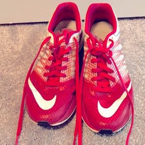 Nike hot pink Lunar Speed tennis shoes